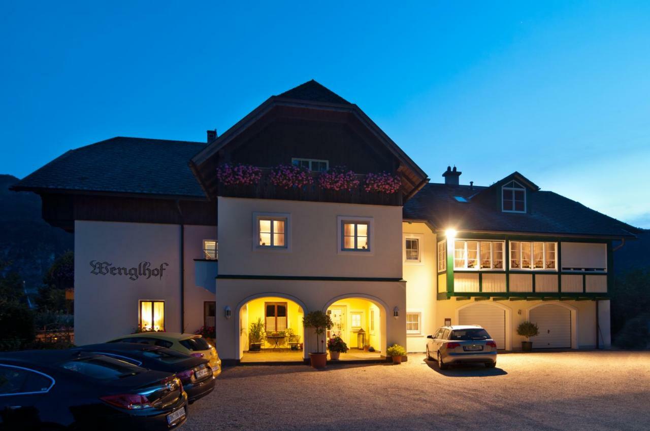 Hotel Garni Wenglhof Sankt Gilgen Exterior photo